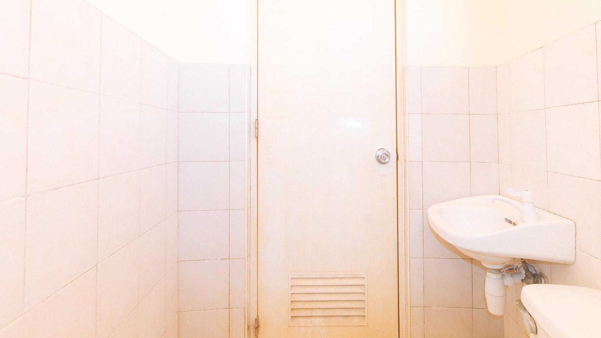 Reddoorz @ Asiana Pension Inn Mandaue City Exterior photo